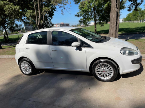 Fiat Punto 1.6 Essence 2014