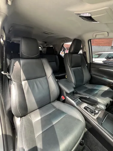 Toyota Fortuner 2.8l