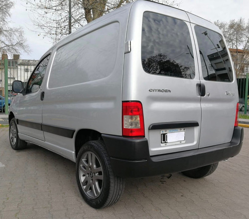 Imagen 9 de 15 de Citroën Berlingo 2012 1.6 Hdi 92cv Am53