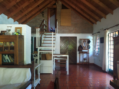 Imagen 15 de 21 de Casa En Venta C/ Cochera En Gonnet A 400mtrs De Cno, Gral. Belgrano