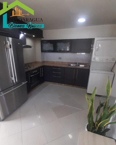 Venta De Apartamento/urb. Andres Bello/ Mh7267