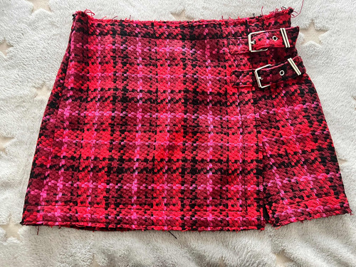 Falda Cuadros Bershka