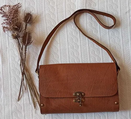Carteras de madera y cuero new arrivals