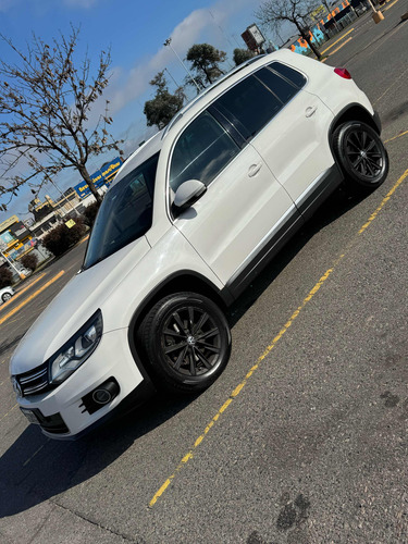 Volkswagen Tiguan 2.0 Sport & Style Tsi 200cv Tiptronic