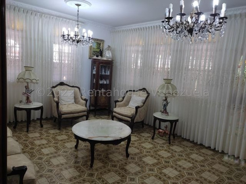 Imagen 11 de 29 de Venta De Cómoda Casa En Macaracuay / Ofc 22-19302