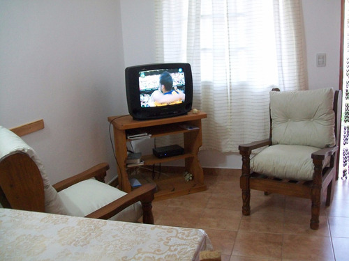 Imagen 10 de 10 de Triplex Al Fondo A 2 Del Mar Garage Techado Calle 2 N° 5657