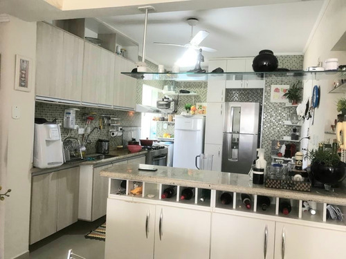 Imagem 10 de 11 de Apartamento Próximo Praia Das Astúrias À Venda (prédio Com Lazer) - Ap05938 - 69546750