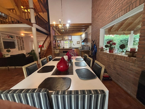 Casa En Alquiler En Acacias Blancas, Maquinista F. Savio, Escobar