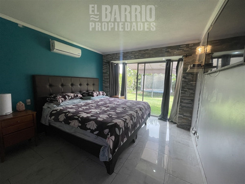 Casa En Venta De 3 Dorm. En Chicureo