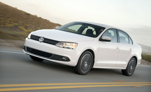 Tapa Interior Trasera Derecha Volkswagen Jetta Mk6 2016 2.5l (Usado)