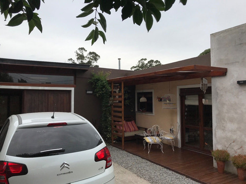Chalet 3 Amb Reciclado Con Quincho Y Patio. Nuevo Valor De Venta U$s107000