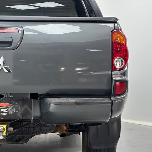 Mitsubishi L200 Triton 3.5 HPE 4X4 CD V6 24V FLEX 4P AUTOMÁTICO