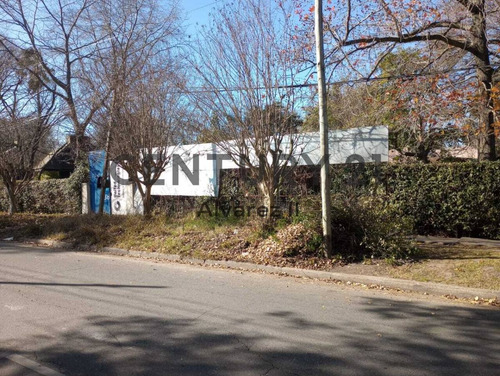 Imagen 4 de 6 de Venta De Lote De 860 M2 En 465 E/ Cno.belgrano Y 21, City Bell