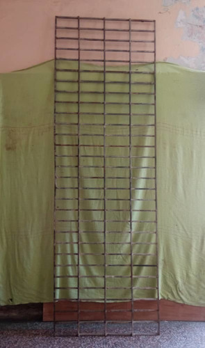 Reja Protectora De Cabilla Cuadrada De 1/2 2,58 X 0,84 M. (Usado)