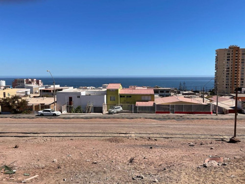 Imagen 6 de 8 de Amplia Casa Con Vista Al Mar
