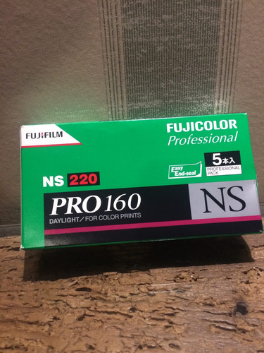 Filme 220 Fuji Ns Pro 160 Com 5 Unidades Profissional 09/18