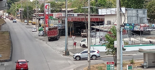 Se Vende Terreno Comercial De 11,908m2 En La 24 De Diciembre