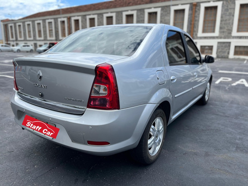 Renault Logan 1.6 EXPRESSION 16V FLEX 4P AUTOMÁTICO