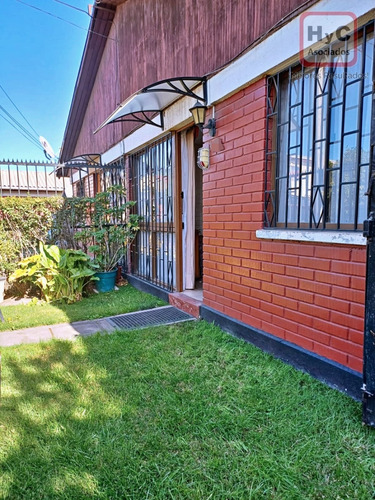 Se Vende Casa De 3 Dormitorios,en La Florida, Pasaje Cerrado