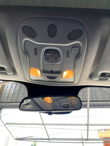 Imagem 6 de 13 de Jeep Renegade 1.8 16v Flex Longitude 4p Automático