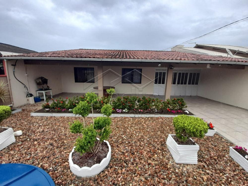 Imagem 2 de 10 de Casas - Ref: V892