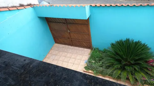 Casa Grande E Espaçosa Com Terraço E Churrasqueira Com Ótima Localização