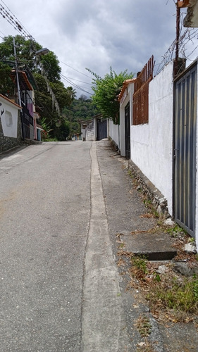 Imagen 5 de 10 de Terreno En Parte Media De La Pedregosa