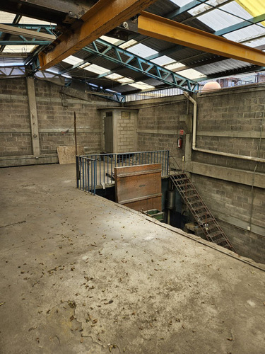Nave Industrial Con Oficinas En Guadalupe Proletaria Gam