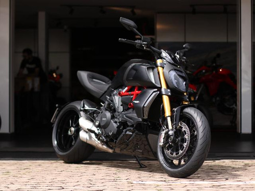  Ducati Diavel 1260 S 300km Rodados