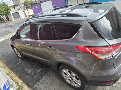 Ford Escape 2.5 Se Plus Piel At
