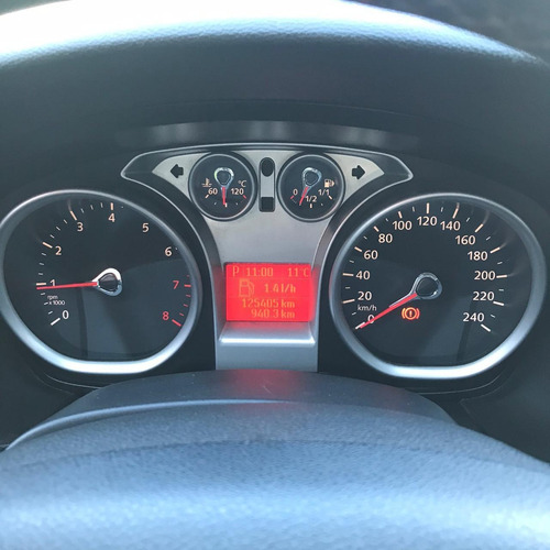 Imagem 7 de 8 de Ford Focus 2011 2.0 Titanium Flex Powershift 5p