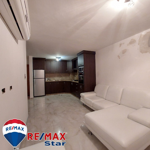 Imagen 3 de 10 de En Venta Bello Apartamento Equipado Residencia Altavista Casa Club Zona Oeste