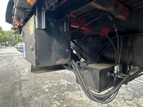 Vw 23210 Worker Cummins Baú Sider Com Plataforma Hidráulica