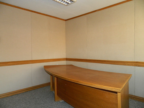 Gran Oficina En Arriendo, 5 Privados, 2 Estacionamientos