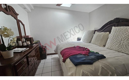 Casa En Venta De 1 Piso Con 3 Recamaras En Planta Baja, Colonia Los Pinos.