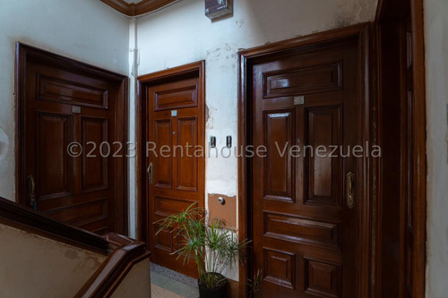 Edificio Comercial En Alquiler En Chacao Cda 25-5274 Yf