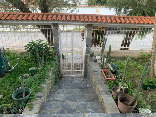 Imagen 1 de 12 de Casa En Alquiler En Trigal Uso Comercial