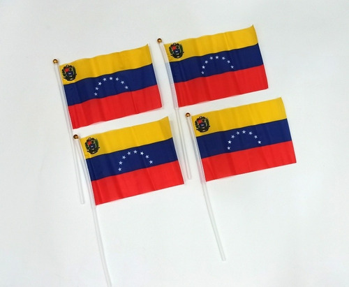 Oferta!! Bandera De Venezuela De Mano Soy Tienda Física 