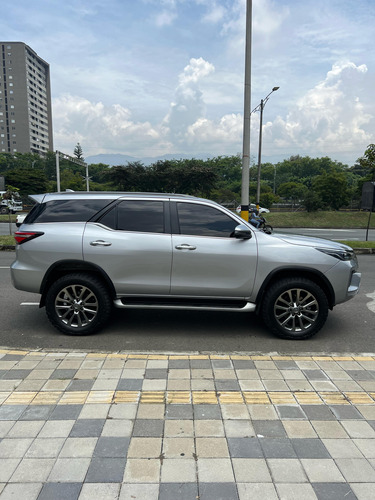 Toyota Fortuner Srv 2021 2.8 Diesel Blindada