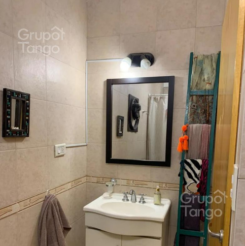 Venta Ph 2 Ambientes En Villa Crespo Con Patio Apto Crédito