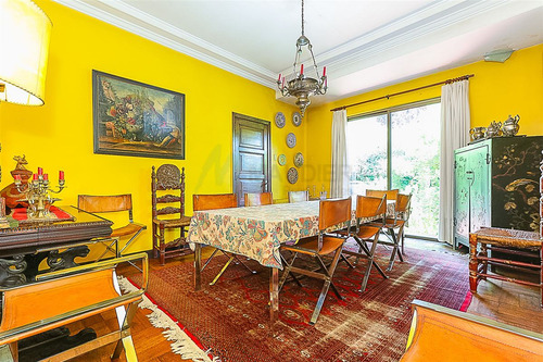 Casa En Venta De 4 Dorm. En Las Condes