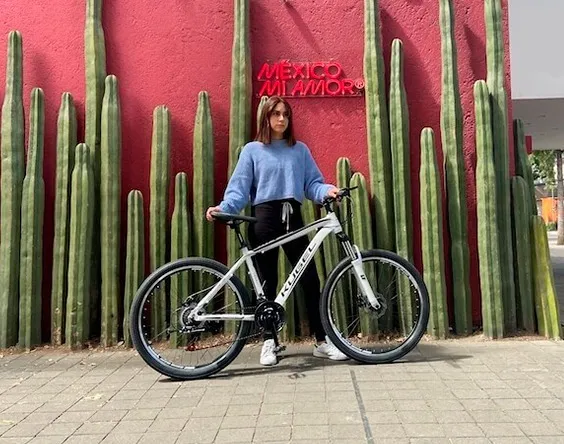10 BENEFICIOS AL ANDAR EN BICICLETA