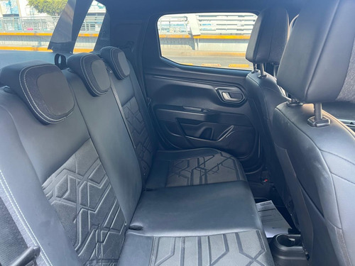 RAM 700 CLUB CAB LARIME MT
