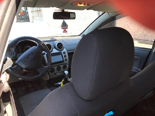 Imagem 5 de 10 de Ford Fiest Rocam 1.6 Completo 2013/13