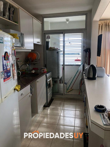 Imagen 5 de 11 de Apartamento En Venta Sobre Roosevelt De 2 Dormitorios Con Vista Y Sol