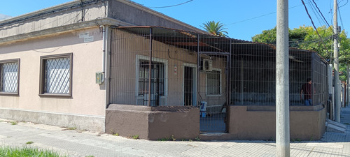 Dueño Vende. Vivienda Con Local Comercial 