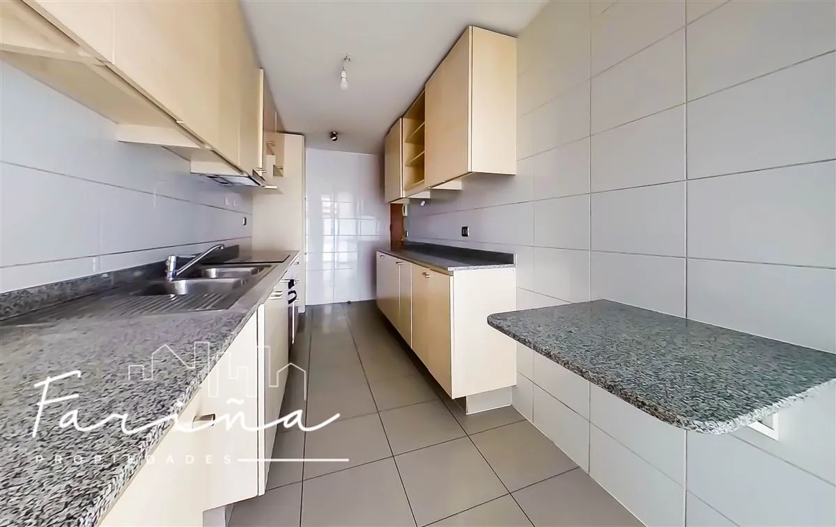 Imagen 5 de 15 de Depto 3d 2b 2e 1bd Plaza Las Lilas, Providencia.