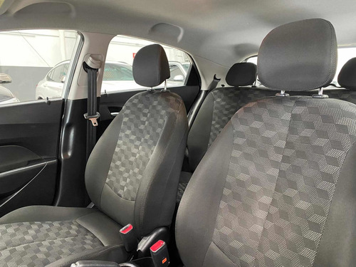 Hyundai Hb20 Confort Plus Un Dueo Ficha Of 50% Financiado