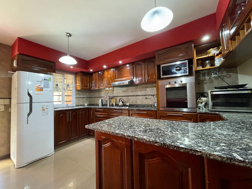 Venta Casa Castelar 5 Ambientes