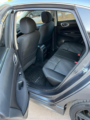 Imagen 12 de 18 de Nissan Sentra 2018 2.0 Sr